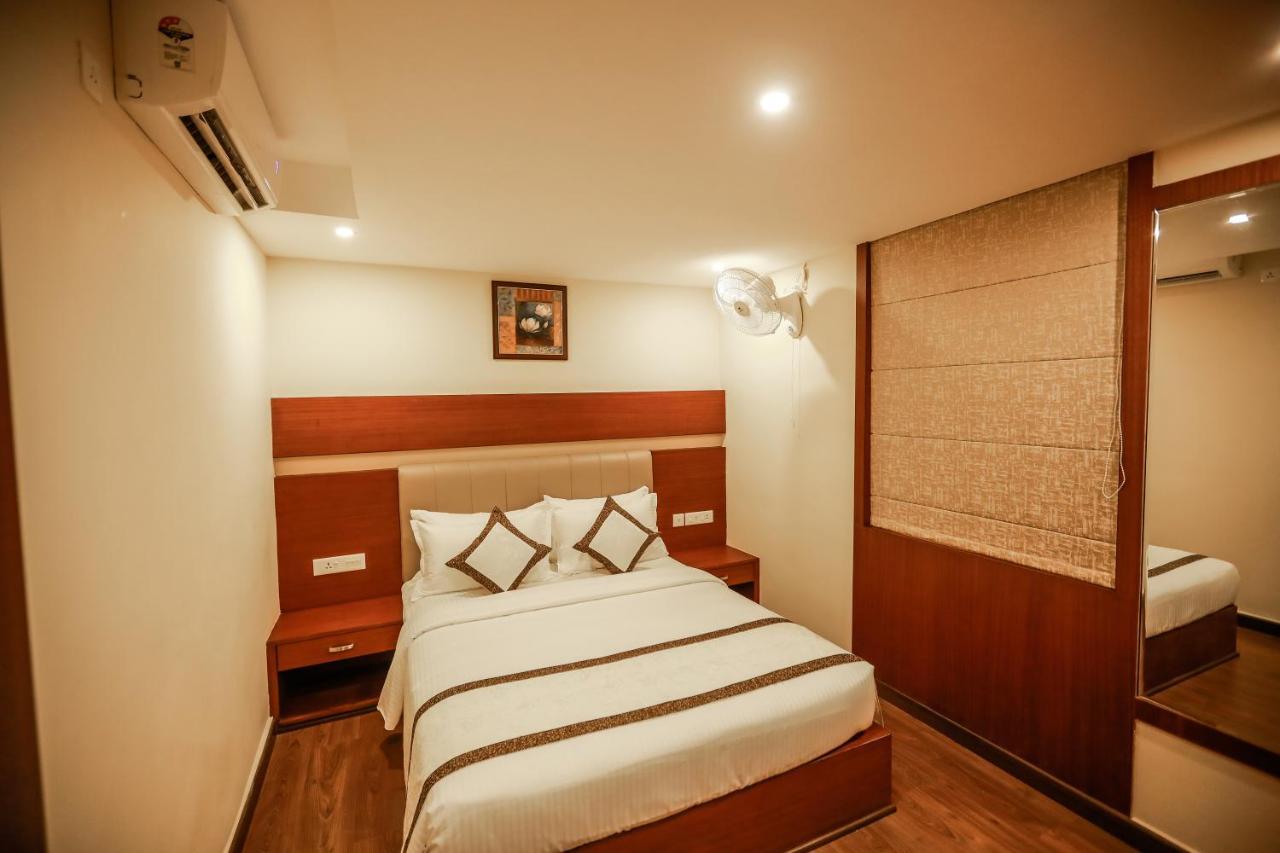 Nesma Palace Kannur ภายนอก รูปภาพ