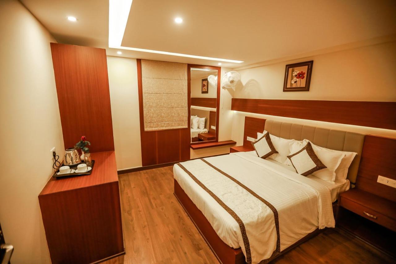 Nesma Palace Kannur ภายนอก รูปภาพ