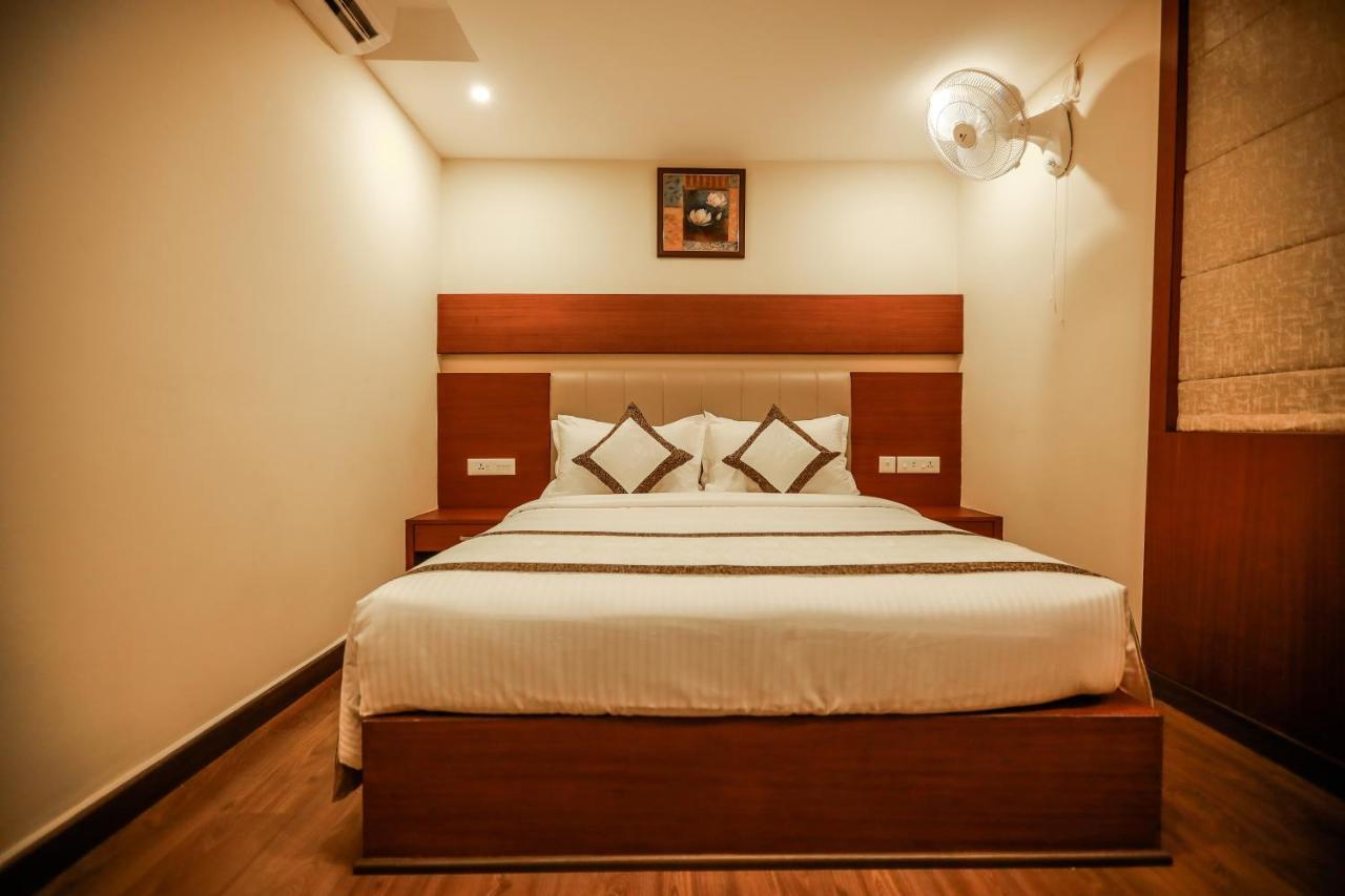 Nesma Palace Kannur ภายนอก รูปภาพ